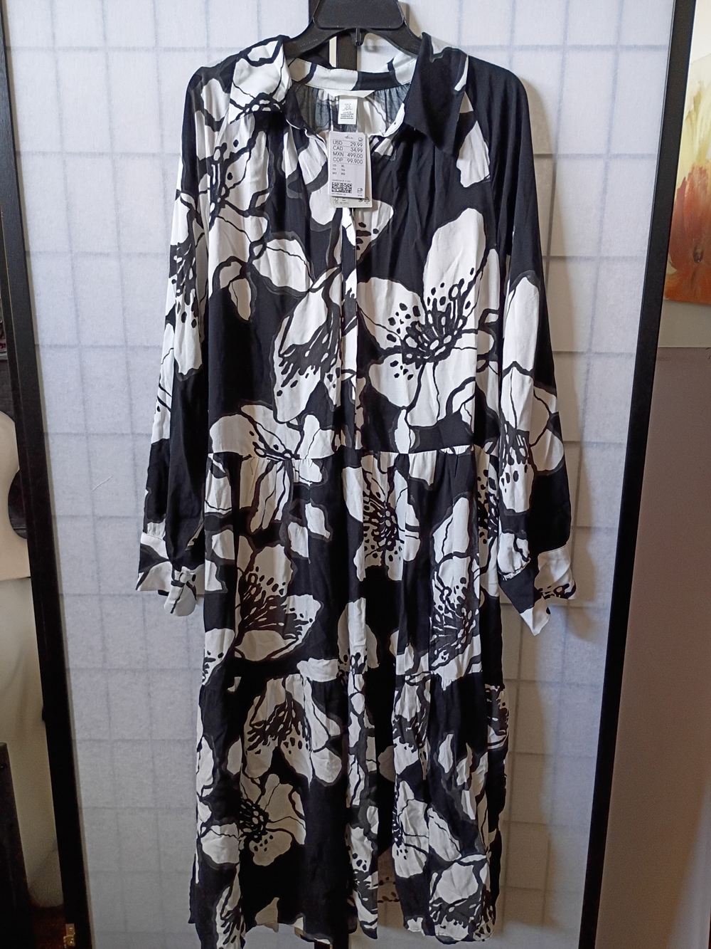 H&M Black & White Floral Button-Front Midi Dress